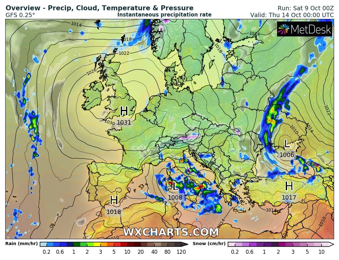Стало известно, когда Украину накроет дождями: подробный прогноз погоды